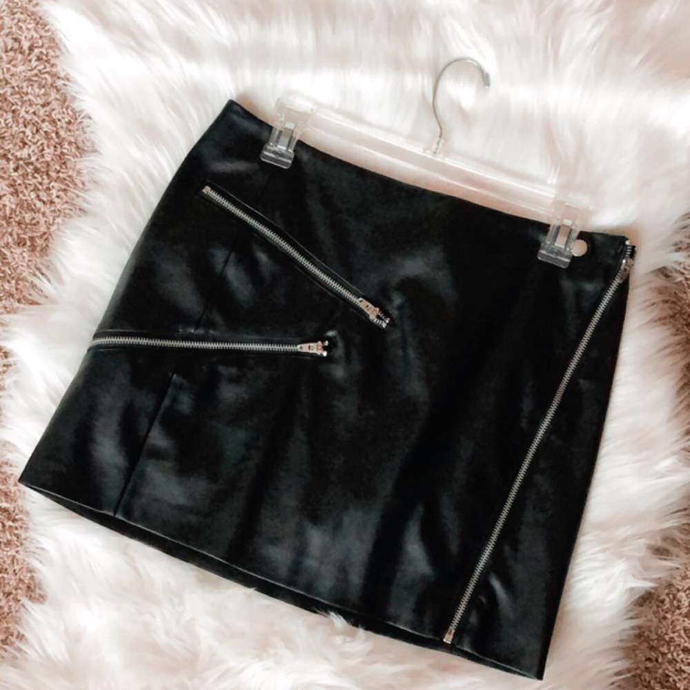 Kendall & Kylie Faux Leather Skirt